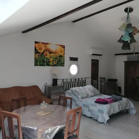 Chaleureuse Avec Piscine Villa *