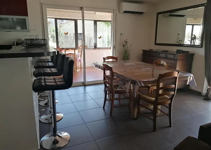 Βίλα Chaleureuse Avec Piscine *